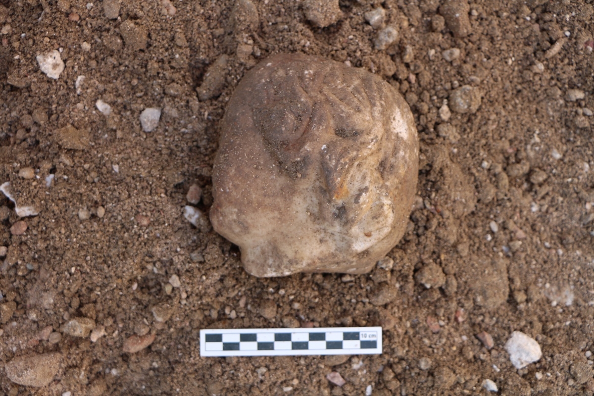 Bakan Ersoy: Pompeiopolis'te 105 m² mozaik ve Eros başı bulundu