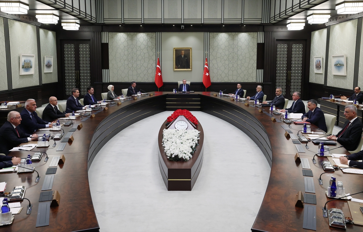 Cumhurbaşkanı Erdoğan başkanlığında Kabine toplandı