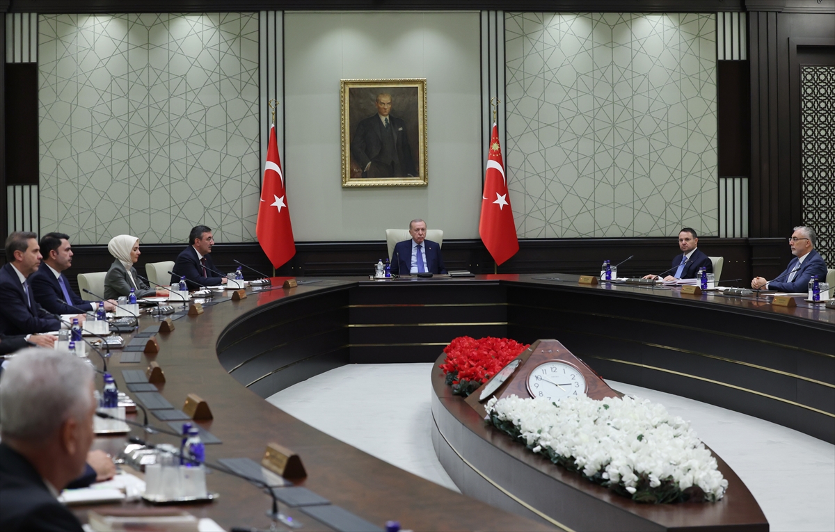 Cumhurbaşkanı Erdoğan başkanlığında Kabine toplandı