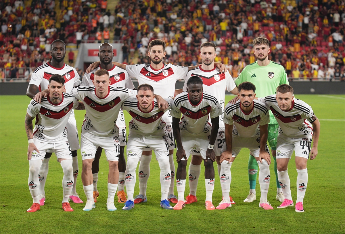 Trendyol Süper Lig: Gaziantep FK, Göztepe'yi 4-2 mağlup etti