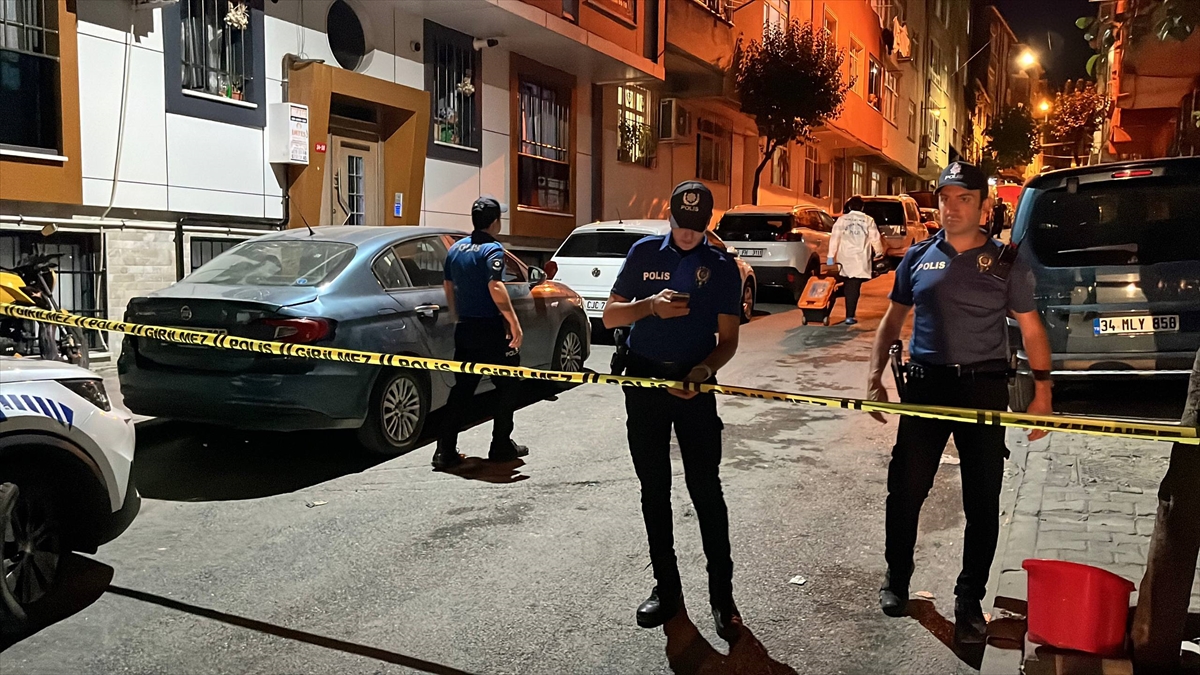 Esenler'de 3 kişiyi silahla yaralayan şüpheli yakalandı