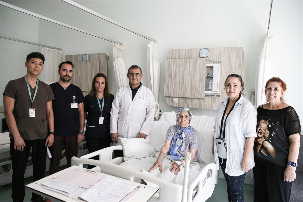 Prof. Dr. Hasan Arı: TAVI yöntemiyle Türkiye'de bir ilk başarıldı