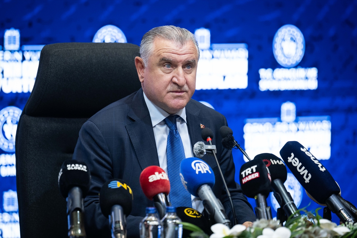 Bakan Osman Aşkın Bak: GSB yurt yerleştirme rekoru kırıldı