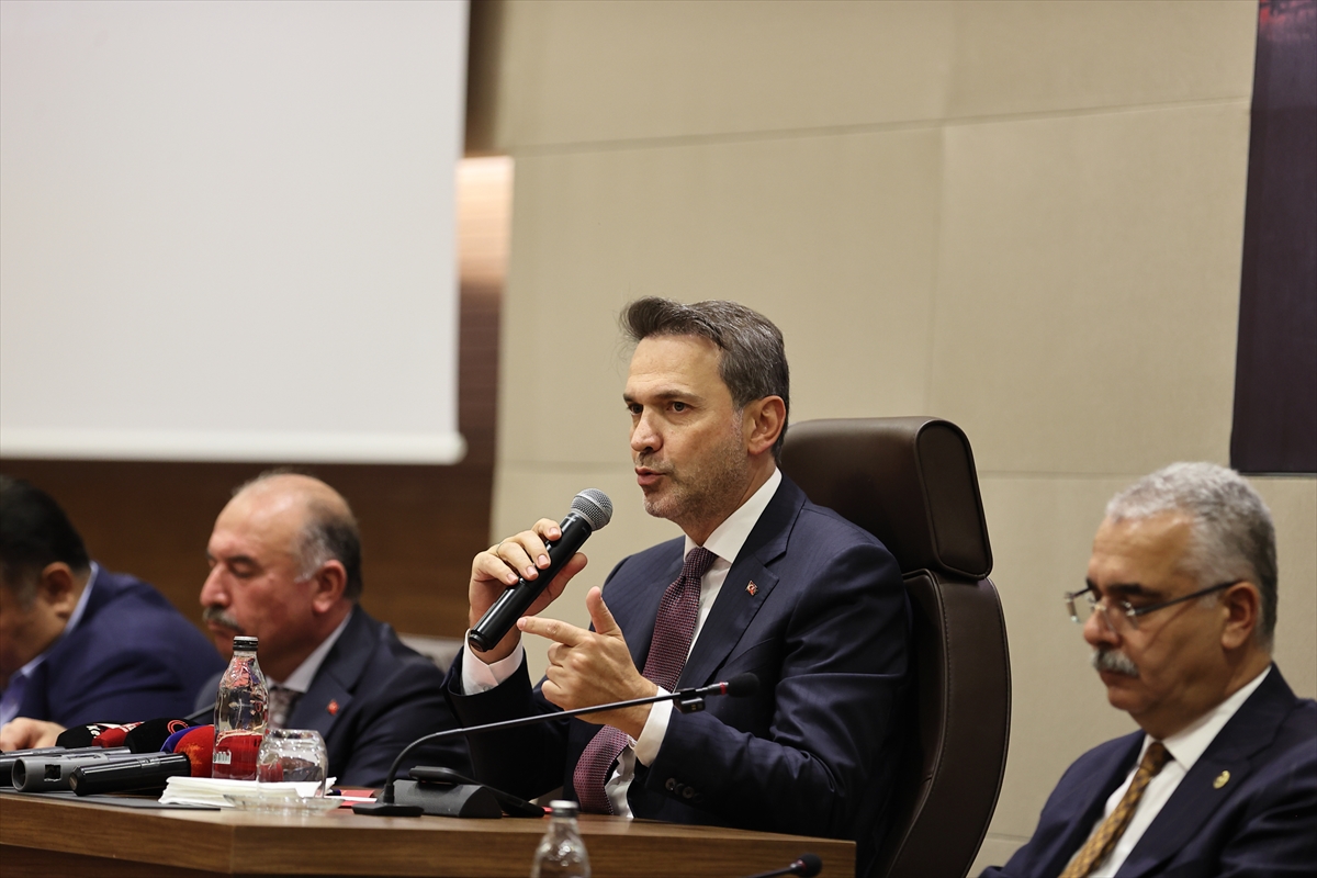 Bakan Bayraktar: Elektrikleşme en üst düzeye çıkarılmalı