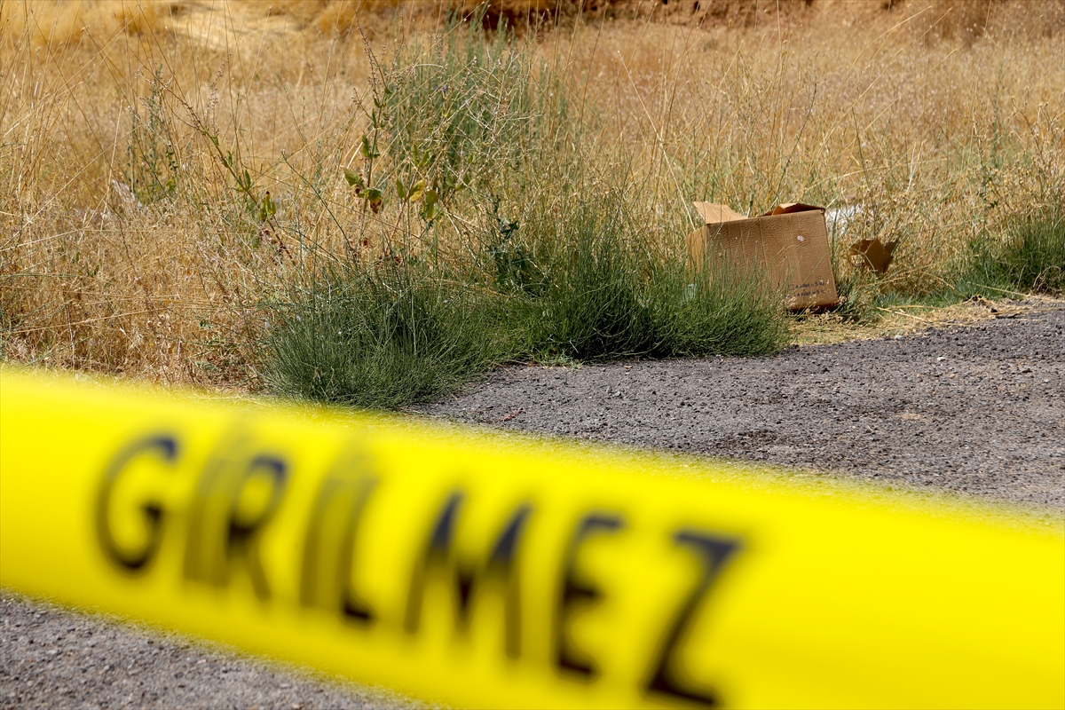 Bomba İmha Uzmanı: Şüpheli Cisme Dokunmayın, Haber Verin