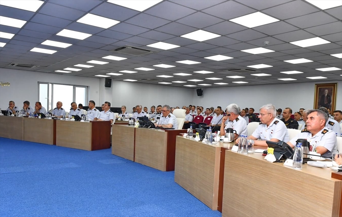 Jandarma Komutanı Çardakcı: İl komutanlarıyla videokonferans