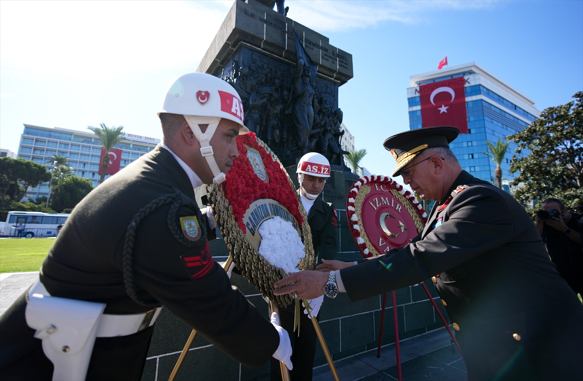 İzmir'in düşman işgalinden kurtuluşunun 104. yıl dönümü kutlanıyor