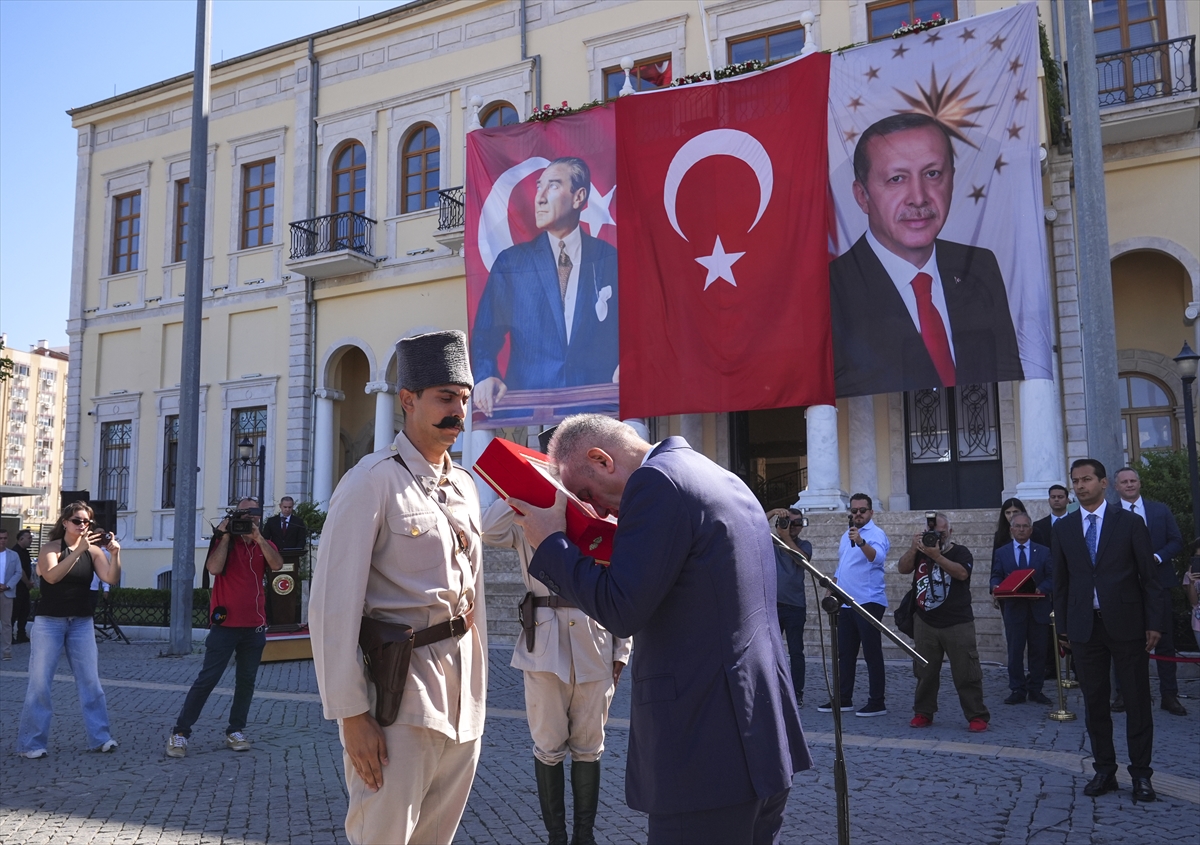 İzmir'in düşman işgalinden kurtuluşunun 104. yıl dönümü kutlanıyor
