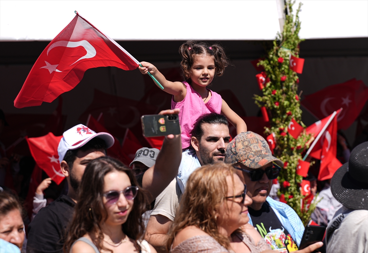 İzmir'in düşman işgalinden kurtuluşunun 104. yıl dönümü kutlanıyor