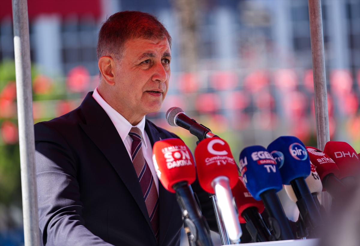 İzmir'in düşman işgalinden kurtuluşunun 104. yıl dönümü kutlanıyor