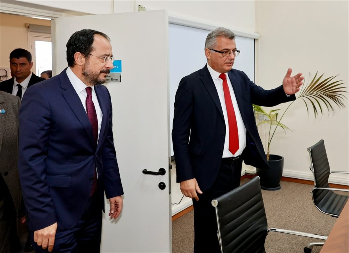 KKTC Cumhurbaşkanı Erhürman, GKRY lideri Hristodulidis ile görüştü