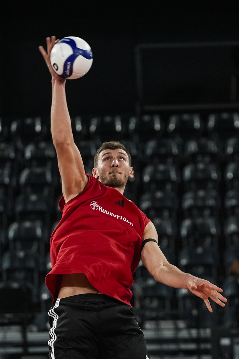 A Milli Erkek Voleybol Takımı Almanya maçına hazır: Hedef madalya