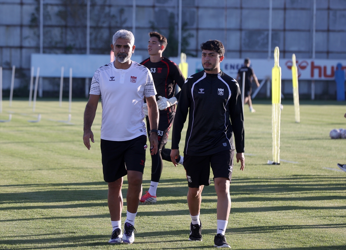 Sivasspor Teknik Direktörü İsmet Taşdemir: Galibiyet serisi hedefi