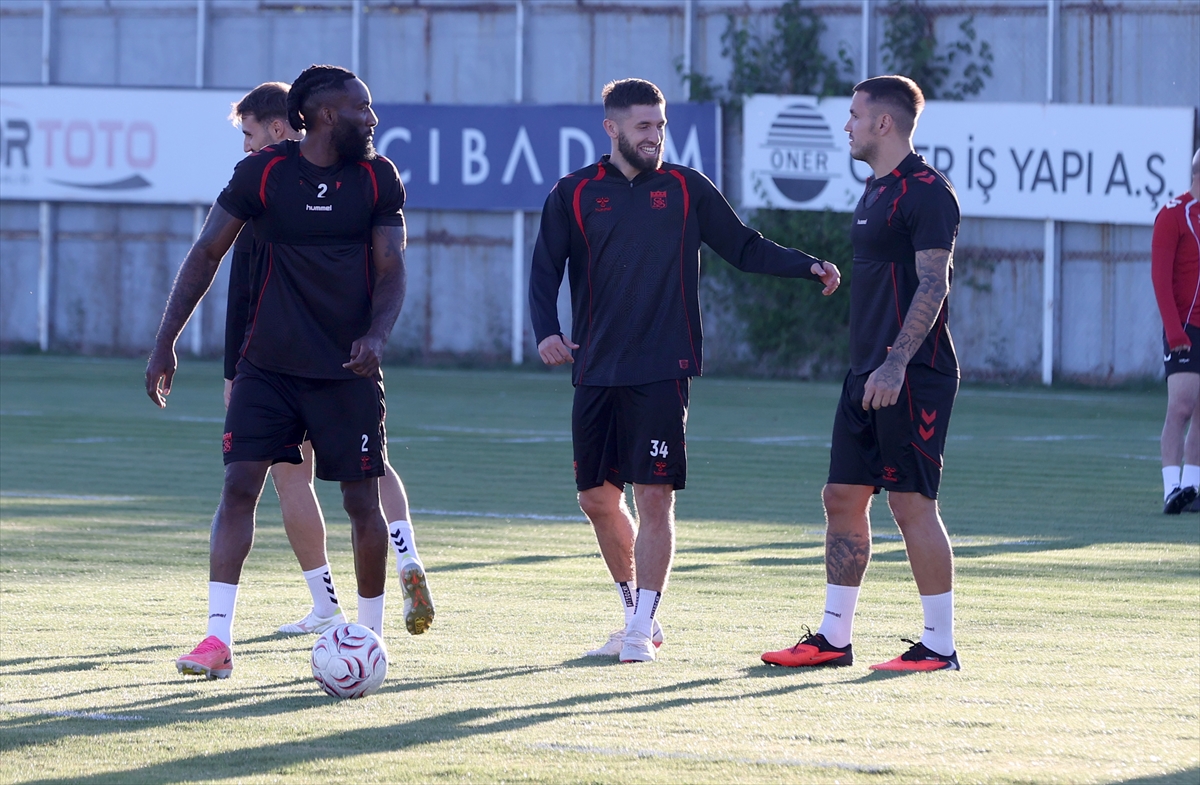 Sivasspor Teknik Direktörü İsmet Taşdemir: Galibiyet serisi hedefi