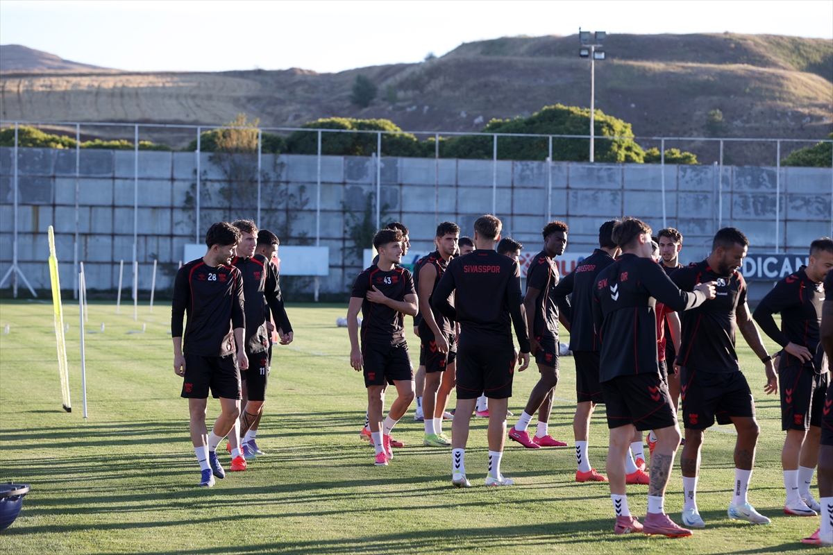 Sivasspor Teknik Direktörü İsmet Taşdemir: Galibiyet serisi hedefi