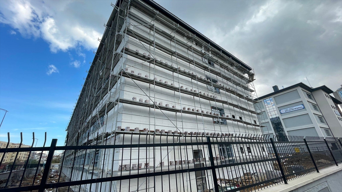 İstanbul Valiliği: Yeni eğitim yılında 83 okul açılacak