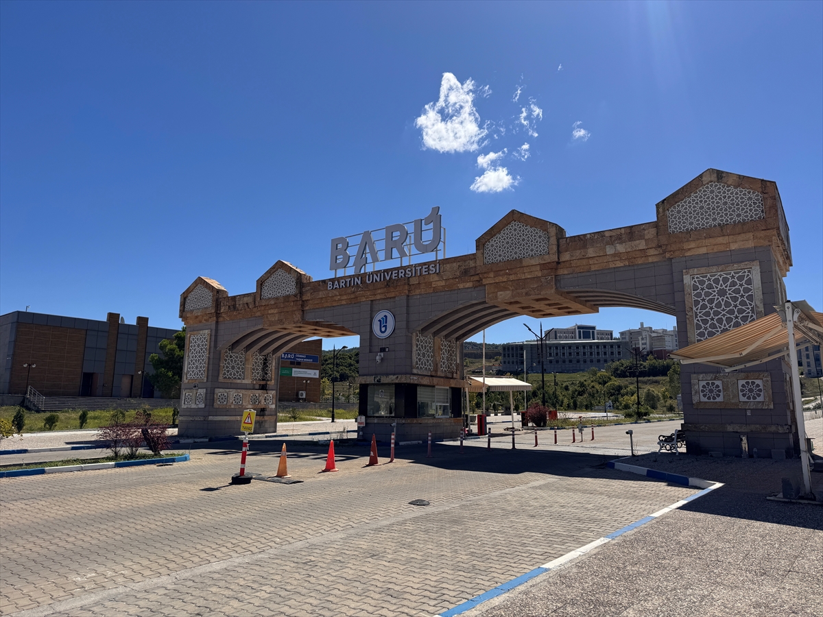 Bartın 60+ Tazelenme Üniversitesi'ne 22 Kişi Başvurdu