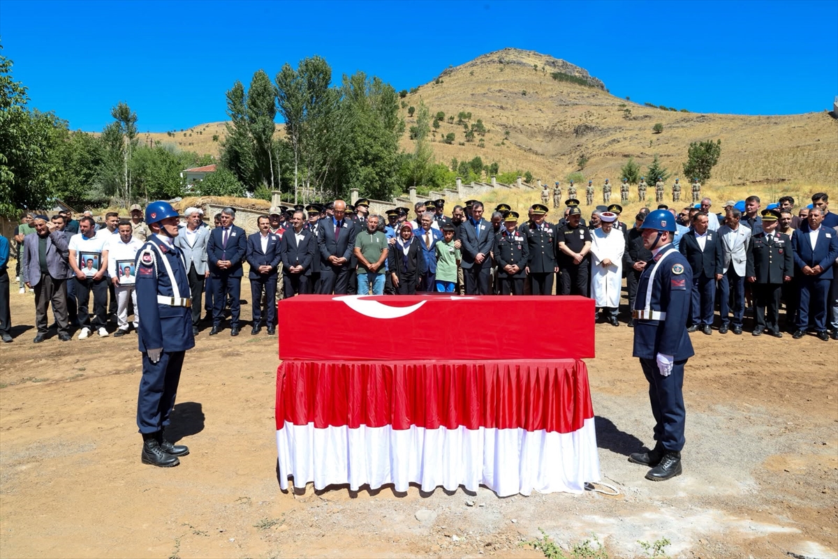 Güvenlik Korucusu Yüksel Demir: Bingöl'de Son Yolculuğuna Uğurlandı