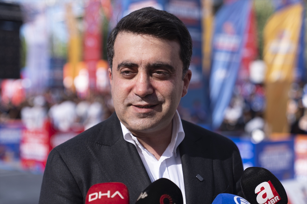Sultangazi'de Mas Güreşi ve Halat Çekme Ödül Töreni Yapıldı