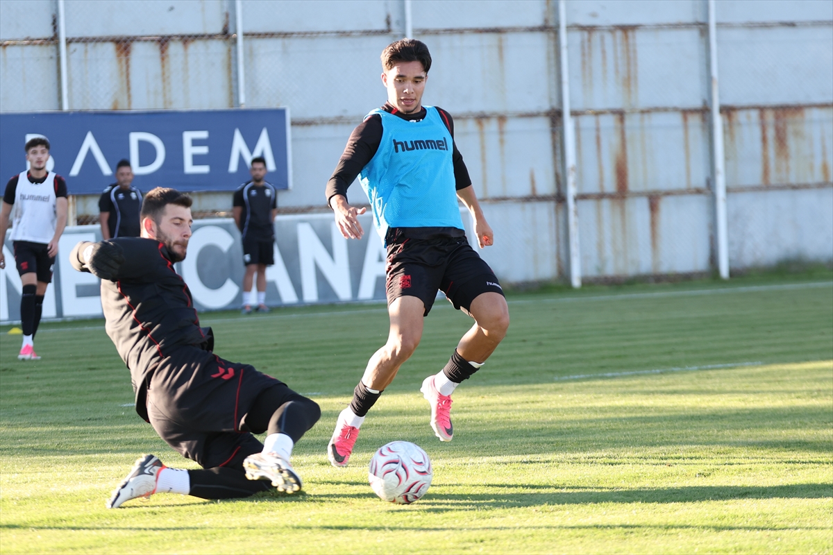 Sivasspor: Muğlaspor maçı hazırlıkları tüm hızıyla sürüyor