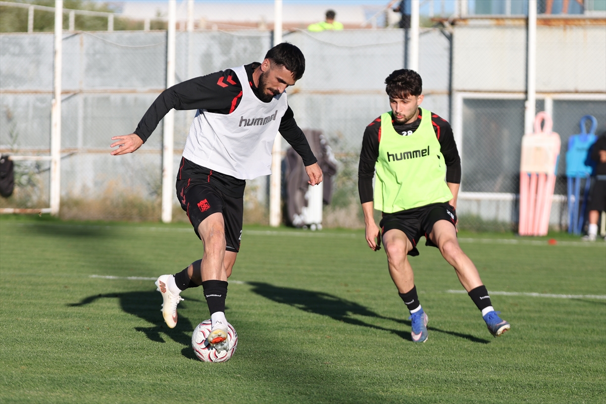 Sivasspor: Muğlaspor maçı hazırlıkları tüm hızıyla sürüyor