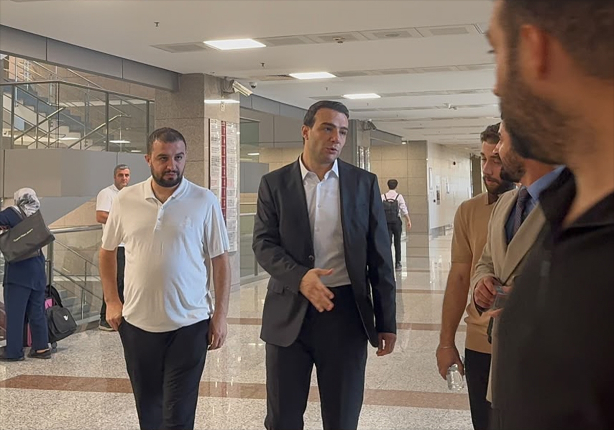 İstanbul'daki uyuşturucu davasında Mehmet Akif Ersoy ve 6 sanık hakim karşısında