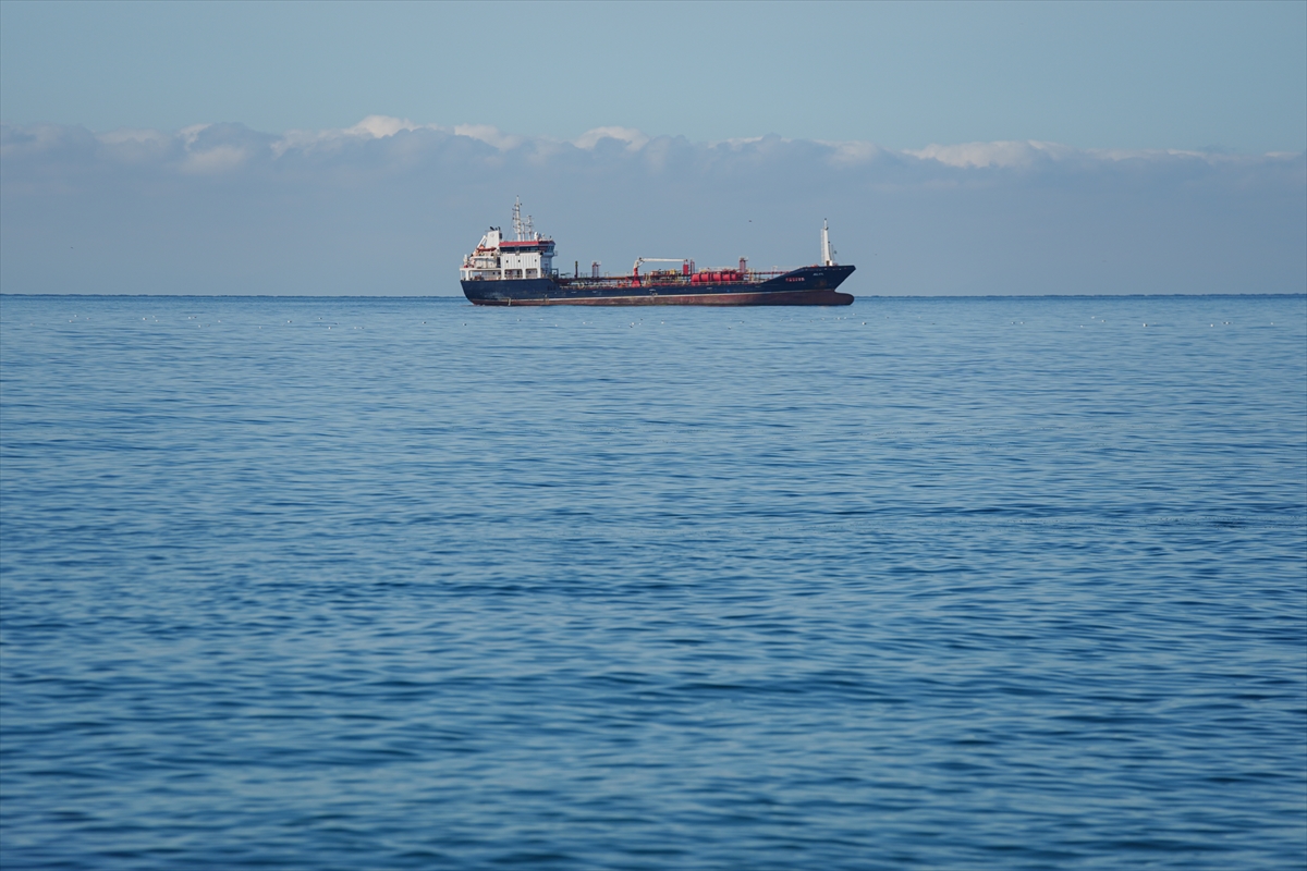 Silivri'de batan Tuğberk İmamoğlu gemi mürettebatı aranıyor