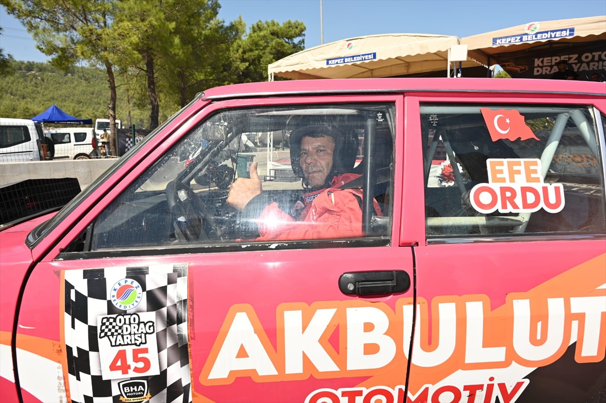 Türkiye Oto Drag Şampiyonası'nda 3. ayak yarışları başladı
