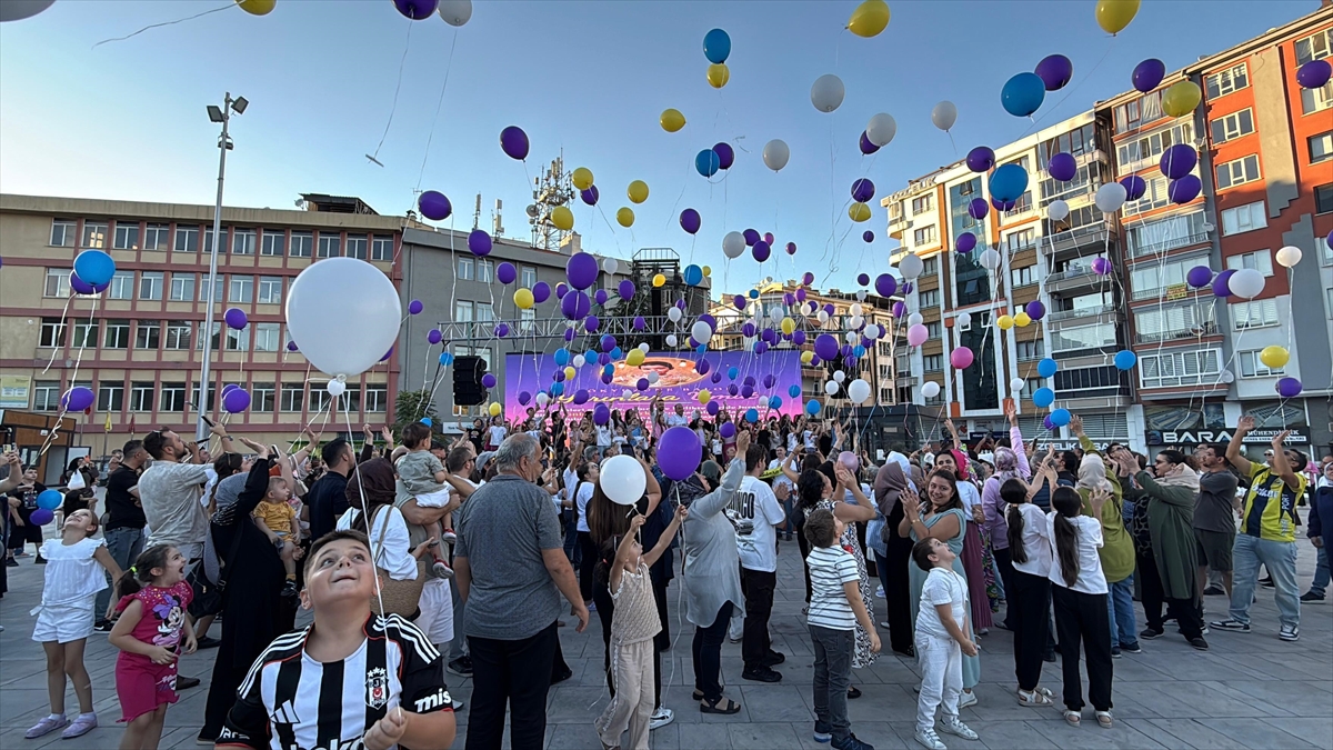 Afyonkarahisar'da Gülsüm Efsa: Lösemi zaferi balonlarla kutlandı