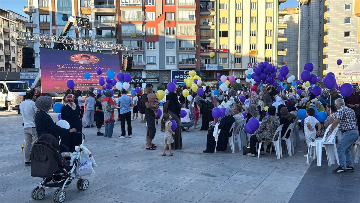 Afyonkarahisar'da Gülsüm Efsa: Lösemi zaferi balonlarla kutlandı