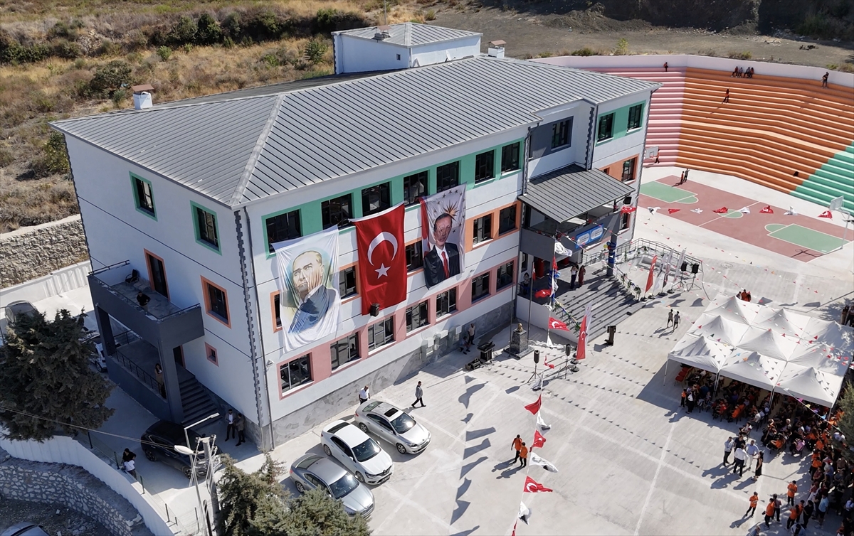 Vali Masatlı: Hatay'a 3 bin 600 yeni derslik eklenecek