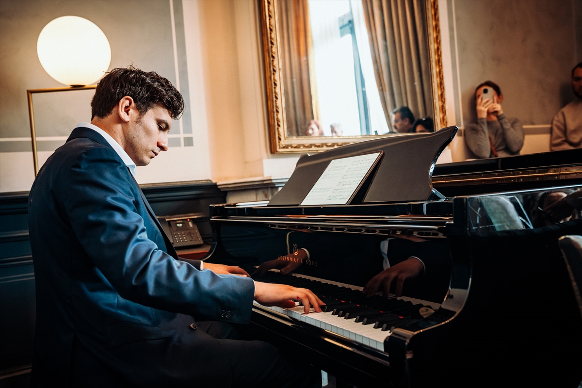 Piyanist Umut Veysel Demirtaş: Amsterdam'da konser verdi