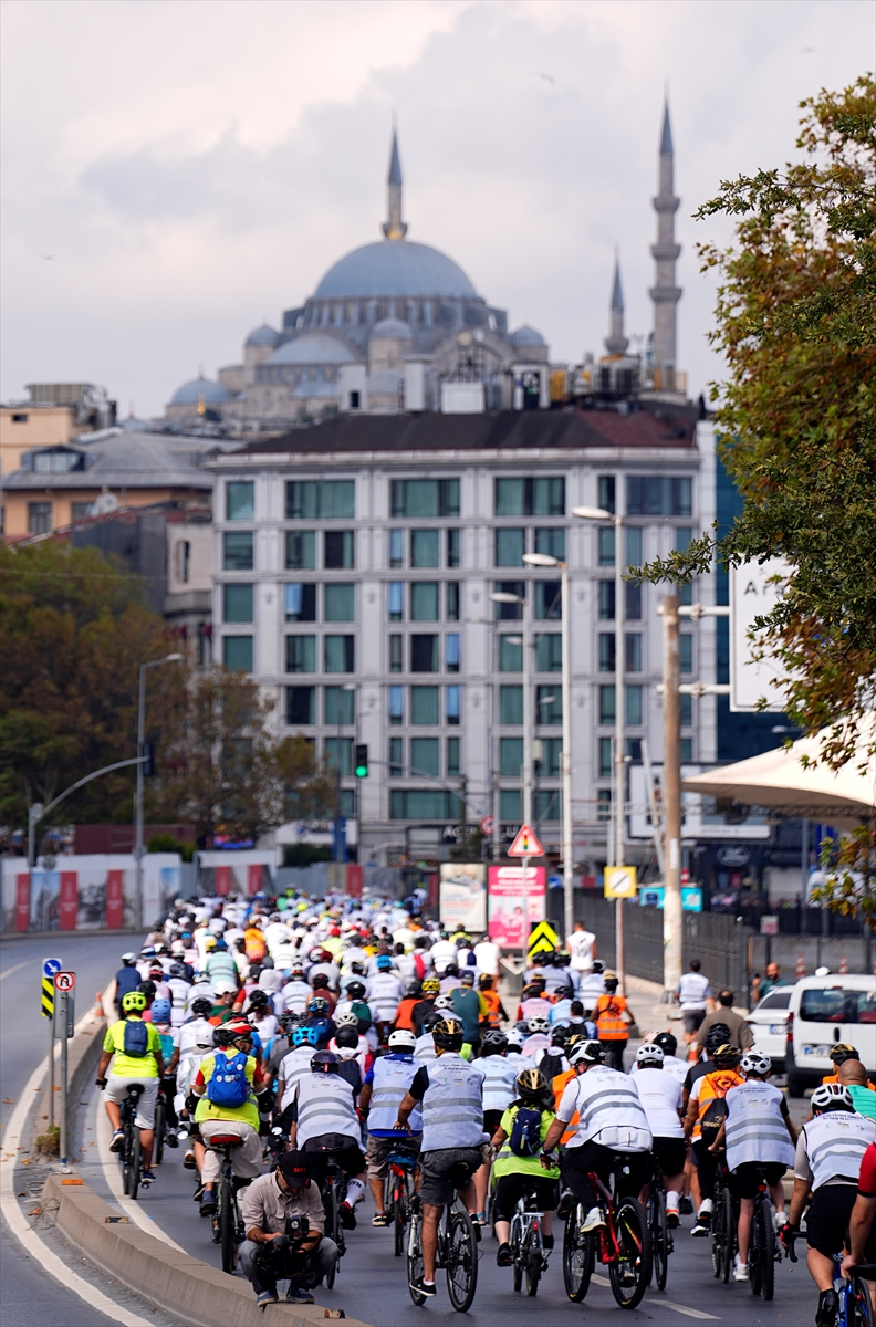 İstanbul'da Yeşilay-L'Etape Halk Sürüşü: Binlerce kişi katıldı
