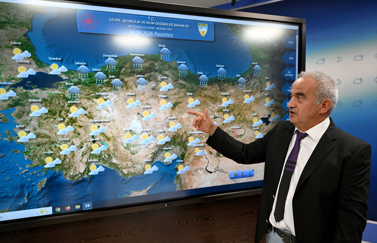 Meteoroloji: Hava sıcaklıkları düşecek, sağanak bekleniyor