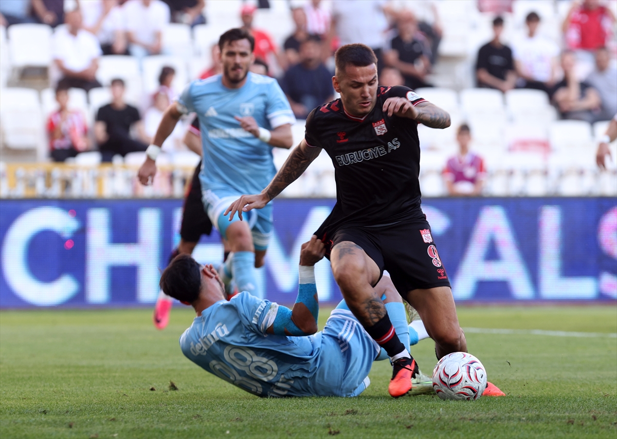 Trendyol 1. Lig: Sivasspor-Muğlaspor maçı berabere bitti