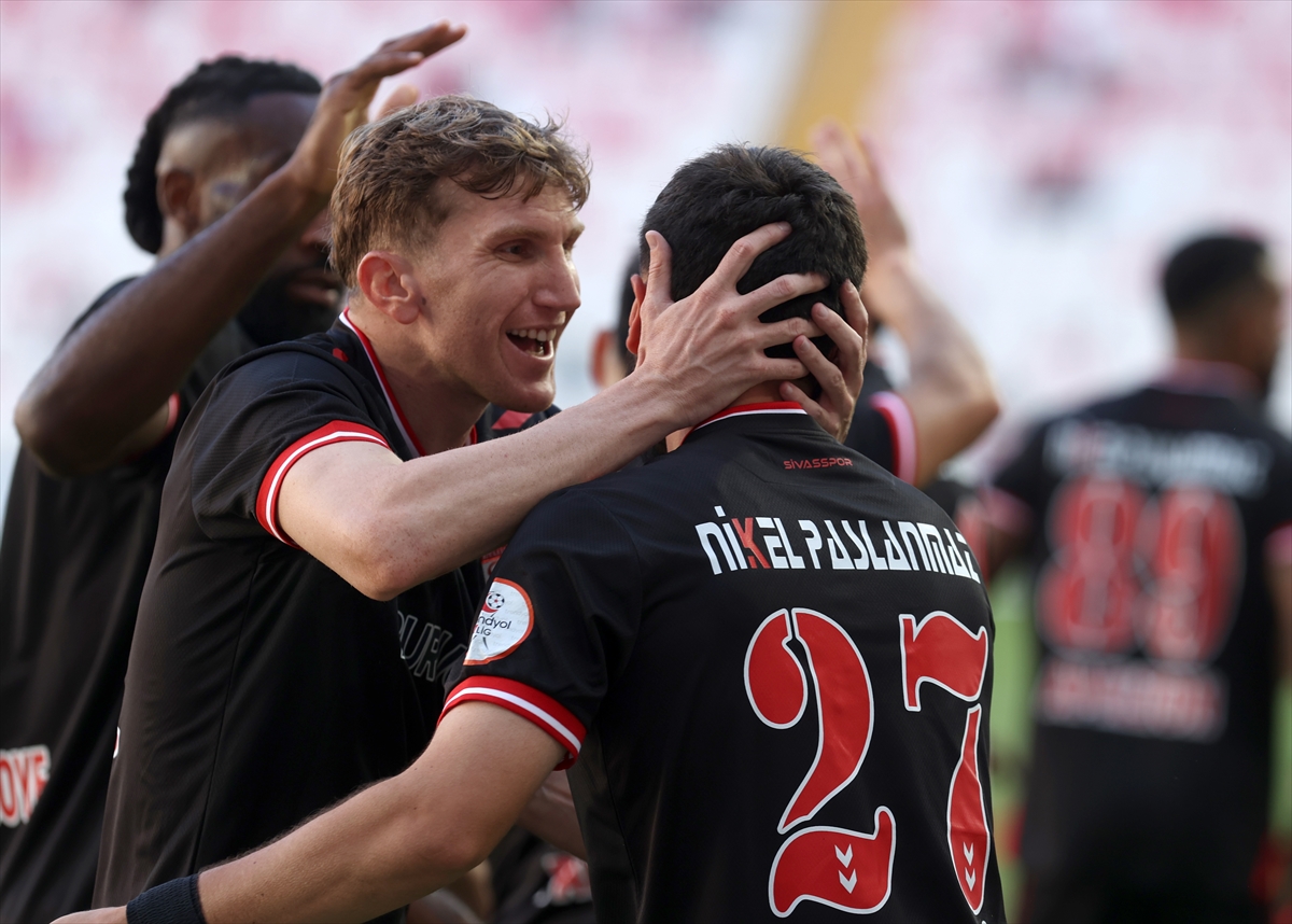Trendyol 1. Lig: Sivasspor-Muğlaspor maçı berabere bitti