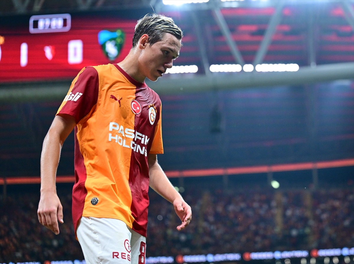 Galatasaray, Abdülkerim'in golüyle Kocaelispor'u 1-0 yendi