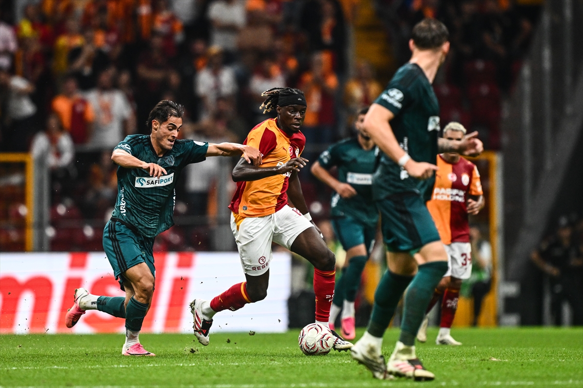 Galatasaray, Abdülkerim'in golüyle Kocaelispor'u 1-0 yendi
