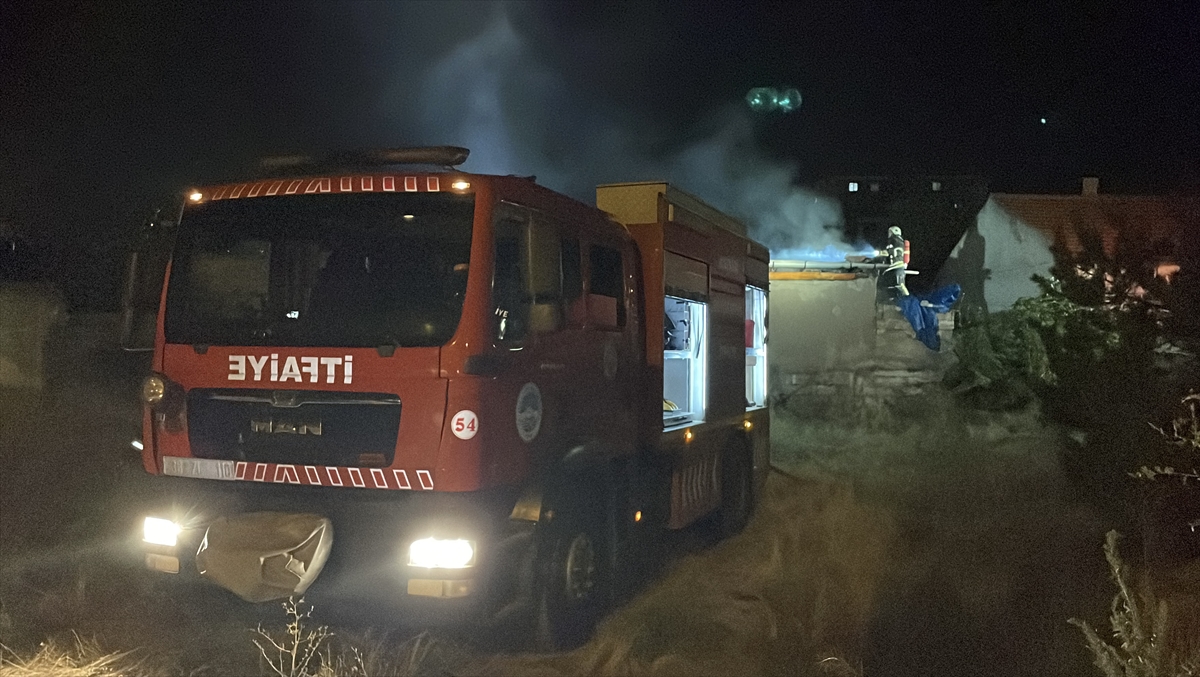 Kayseri'de Yangın: Müstakil Ev Kullanılamaz Hale Geldi