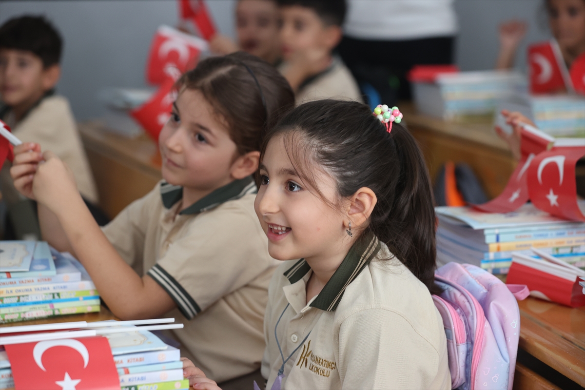 Gaziantep ve Çevre İllerde Yeni Eğitim Yılı Başladı