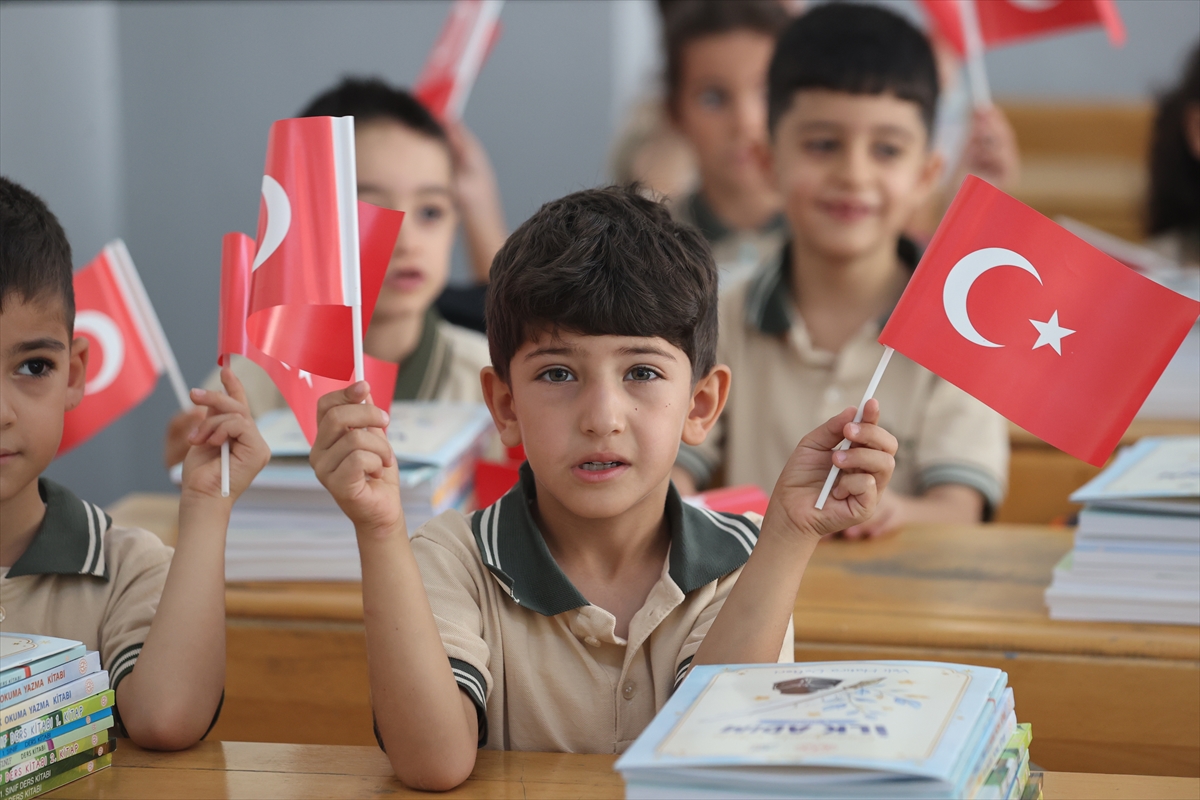 Gaziantep ve Çevre İllerde Yeni Eğitim Yılı Başladı