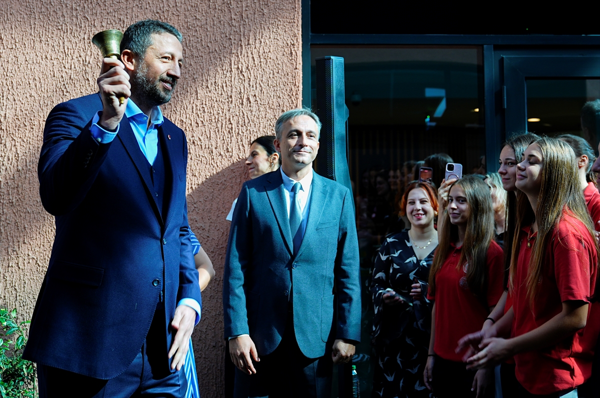 Turgay Nail Bezek: Türk basketbolunun temellerini akılla atıyoruz