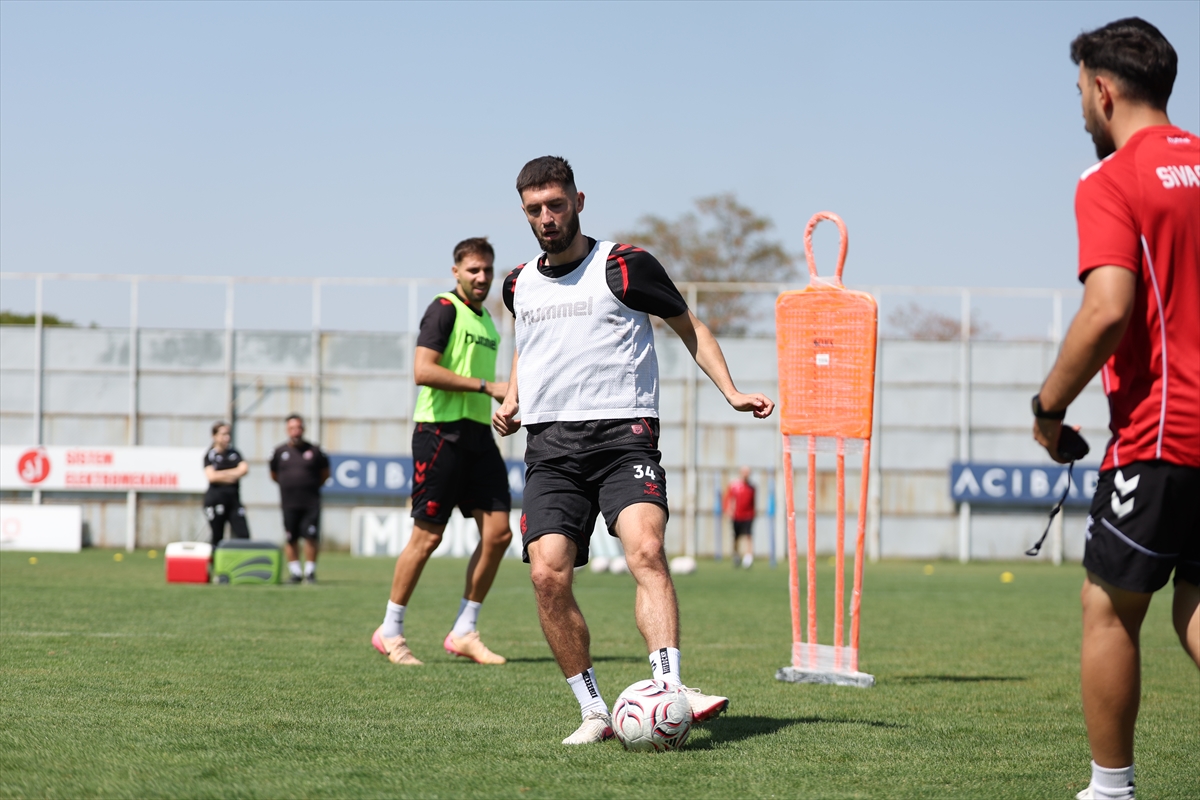 Sivasspor: Keçiörengücü maçı hazırlıklarını sürdürüyor