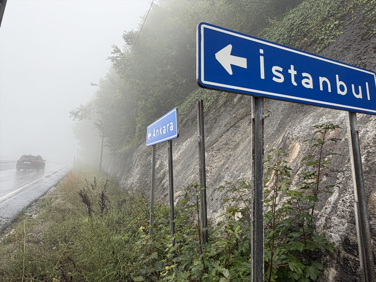 Bolu Dağı Geçişi: Sis ve Yağmur Ulaşımı Olumsuz Etkiledi