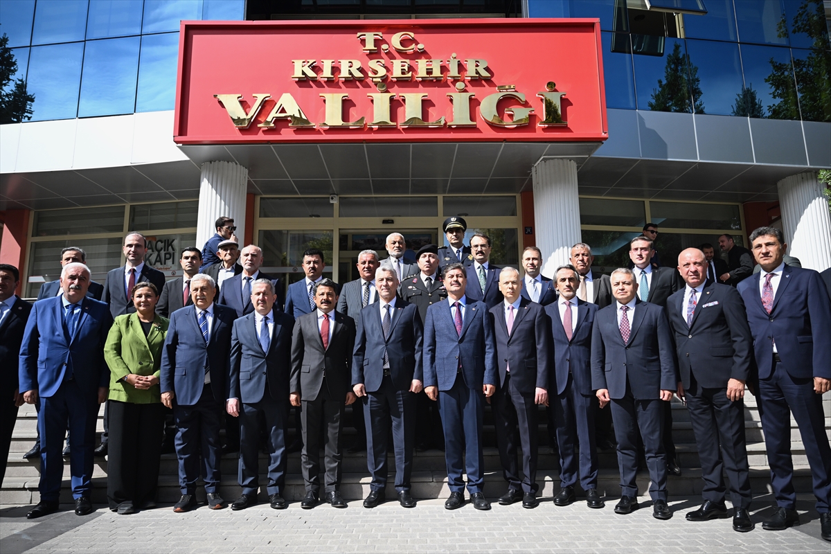 Bakan Bolat: Türkiye ekonomik istikrarla yükselen bir ülke