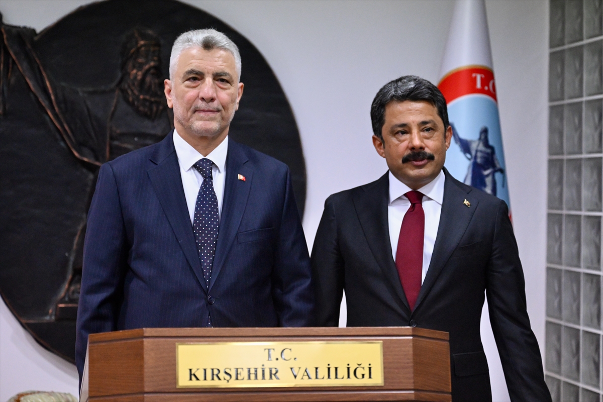 Bakan Bolat: Türkiye ekonomik istikrarla yükselen bir ülke