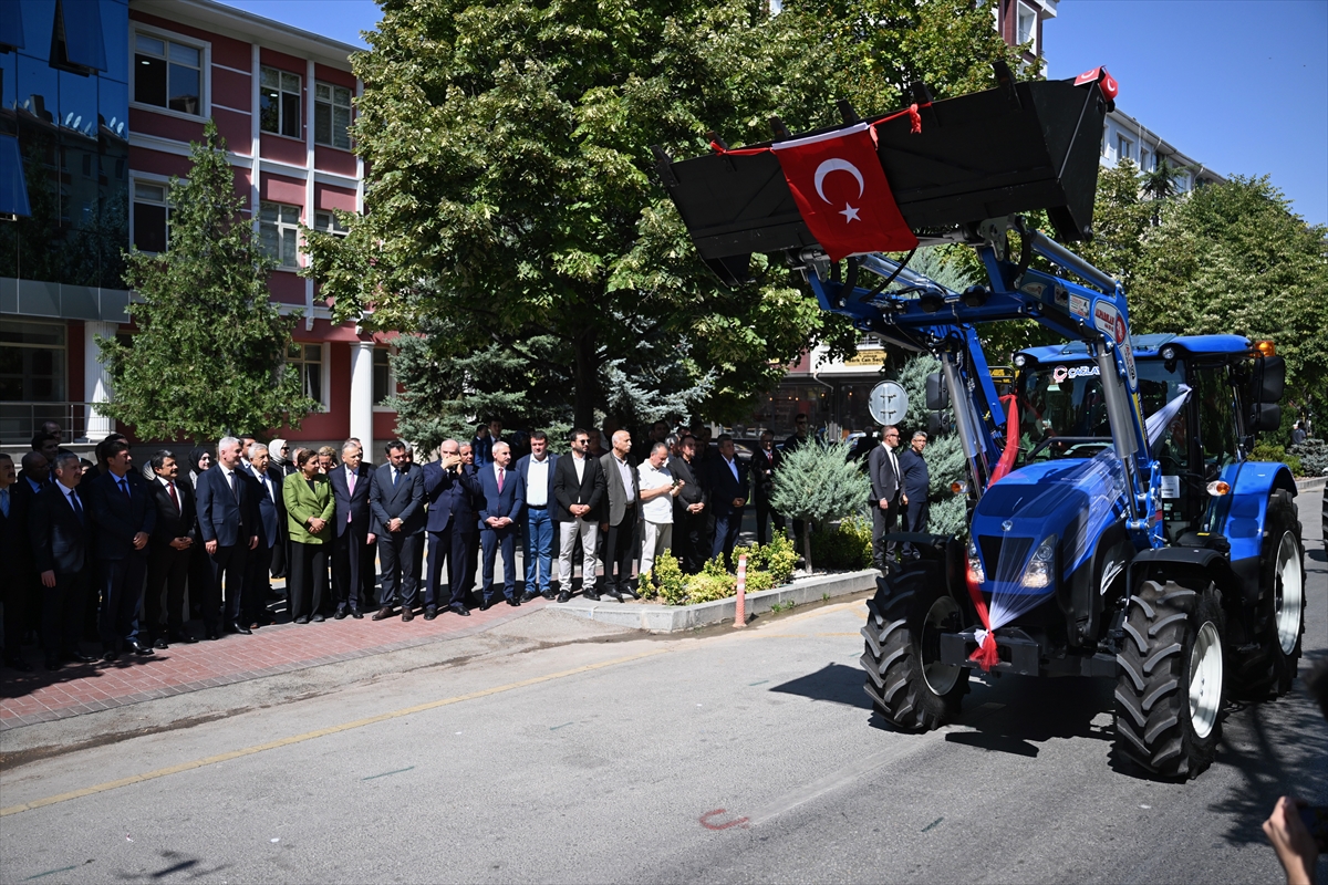 Bakan Bolat: Türkiye ekonomik istikrarla yükselen bir ülke
