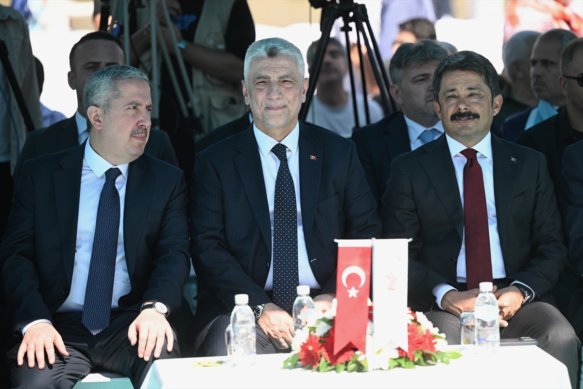 Bakan Bolat: Türkiye ekonomik istikrarla yükselen bir ülke