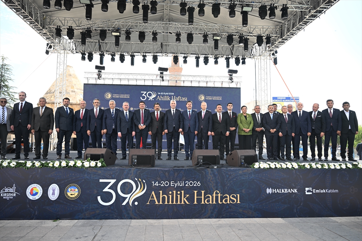 Bakan Bolat: Türkiye ekonomik istikrarla yükselen bir ülke
