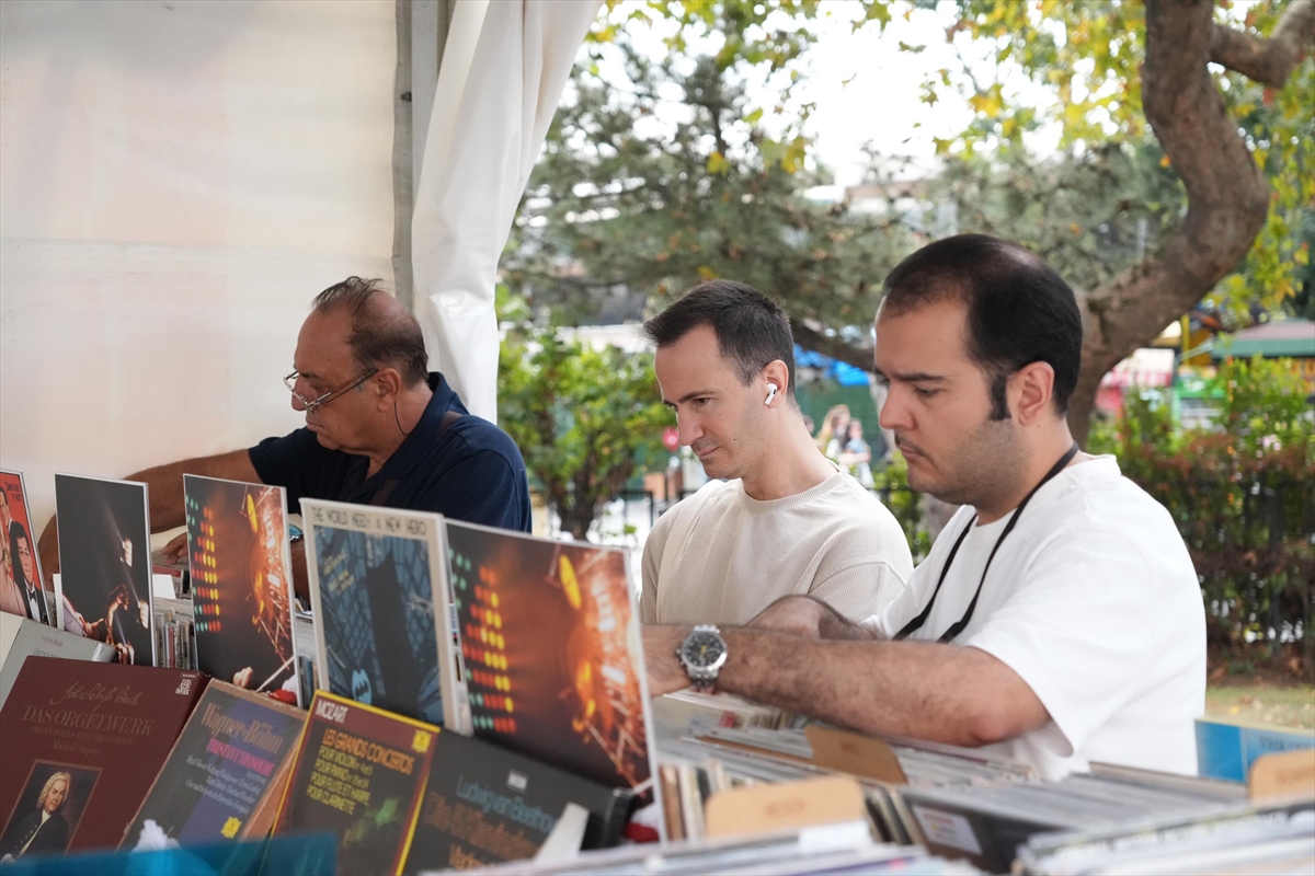 Kadıköy Plak Günleri: Esin Afşar anısına 10. kez düzenlendi